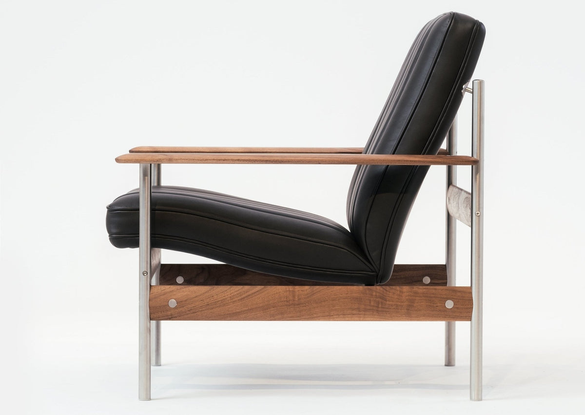 1001 AX Armchair